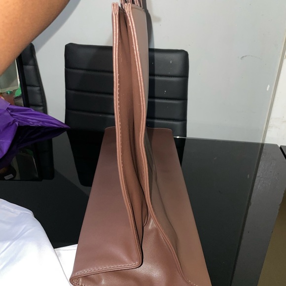 Large Chocolate Telfar Bag - Picture 3 of 6